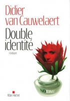 Couverture du livre : "Double identité"