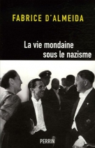 Couverture du livre : "La vie mondaine sous le nazisme"