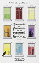 Couverture du livre : "L'immeuble des femmes qui ont renoncé aux hommes"